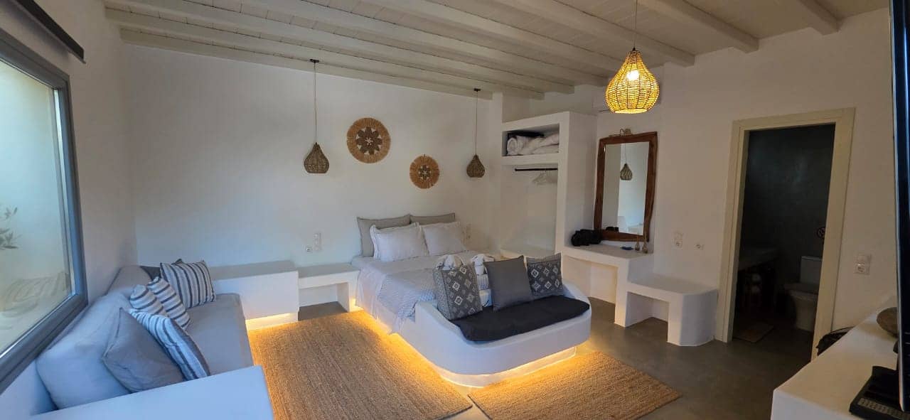 Deluxe Queen Studio – D7